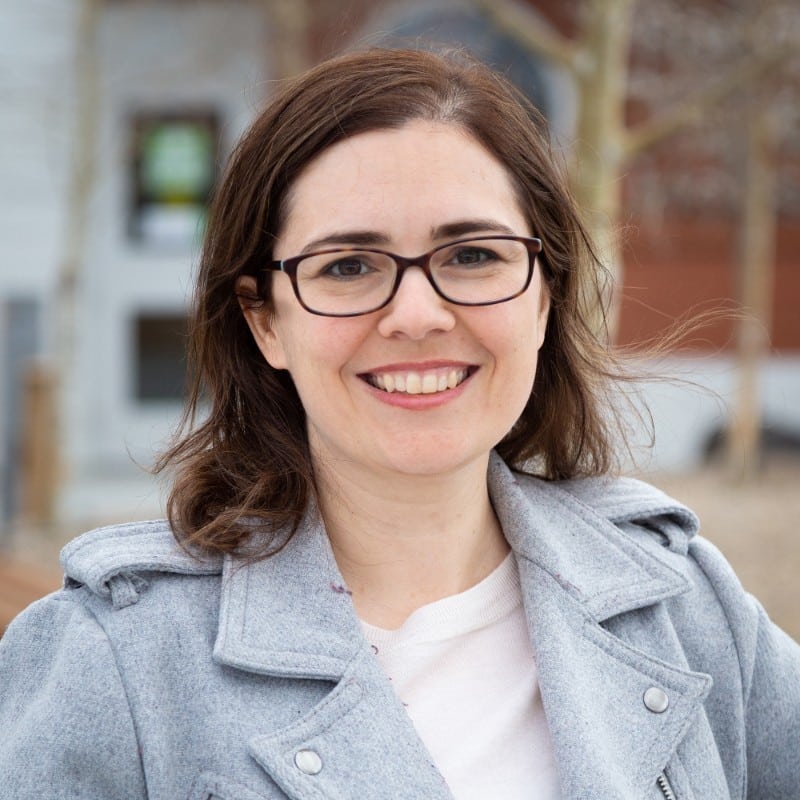Suzanne Polyak.jpg