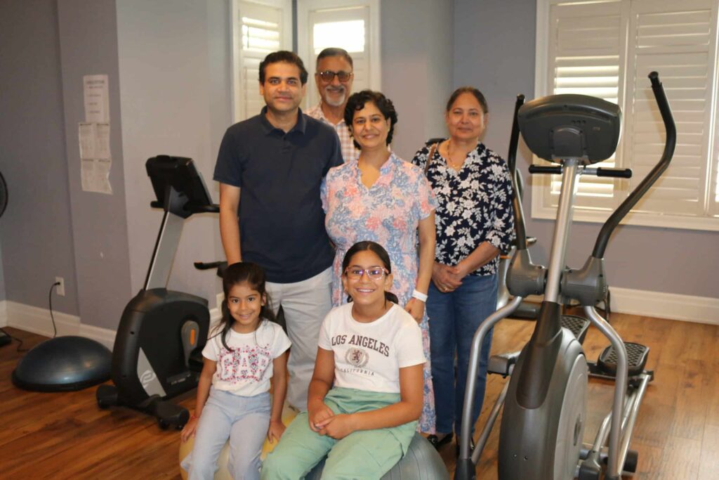 Shikha and Family 2